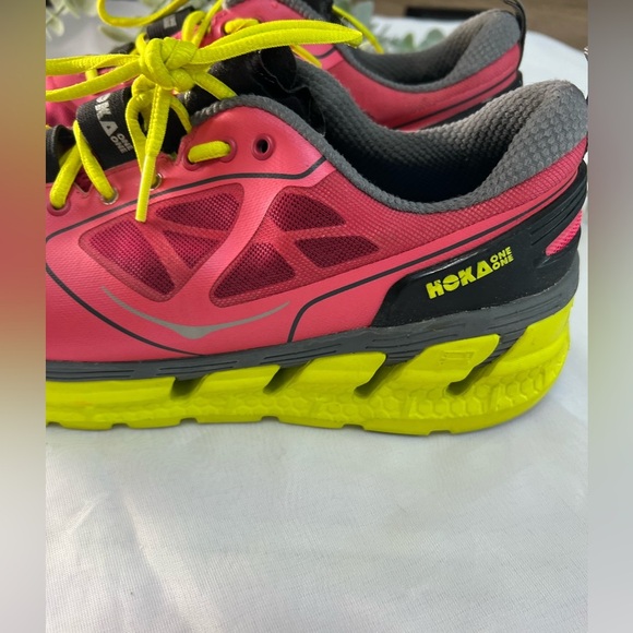 Hoka One One Conquest Red / Yellow Women’s Running Shoe 9.5 - Picture 5 of 16